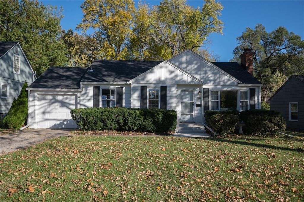 8201 Ward Parkway, Kansas City, MO