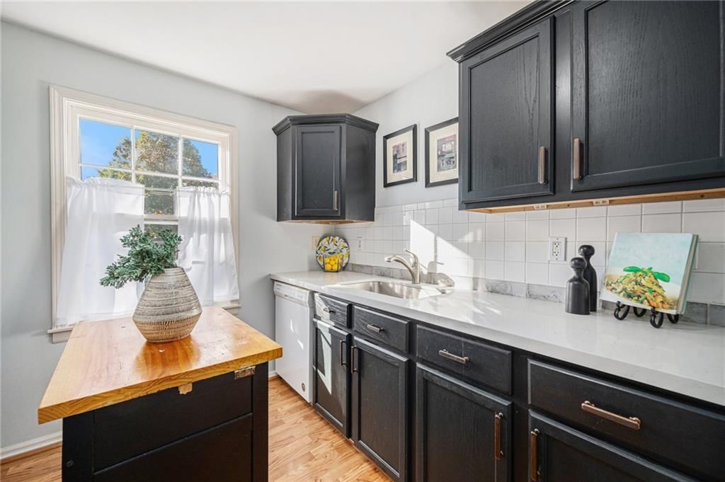 8201 Ward Parkway — photo 11
