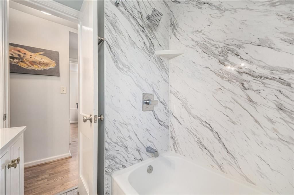 8201 Ward Parkway — photo 19