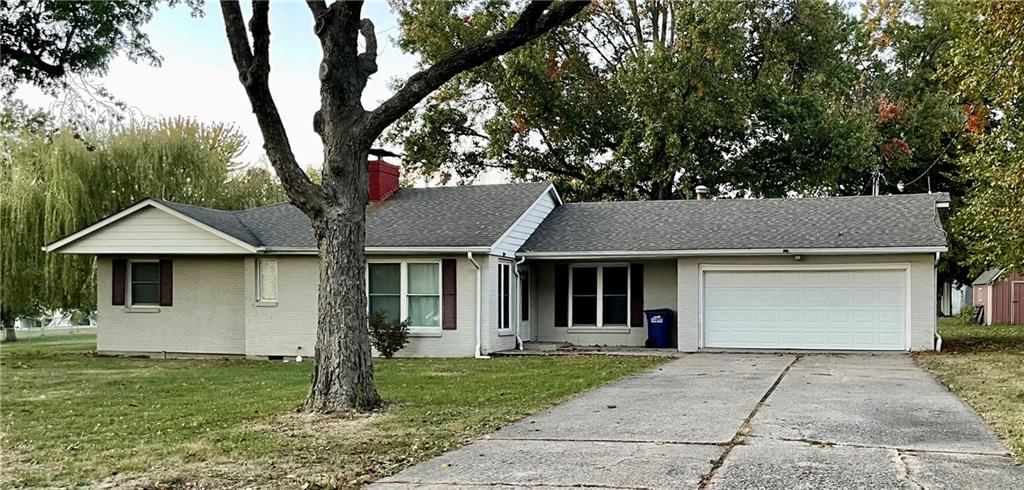 409 E Burns Street, Gallatin, MO