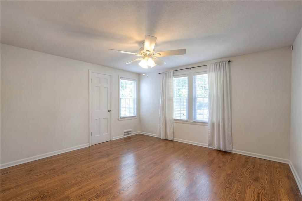 6733 Rockhill Road — photo 24