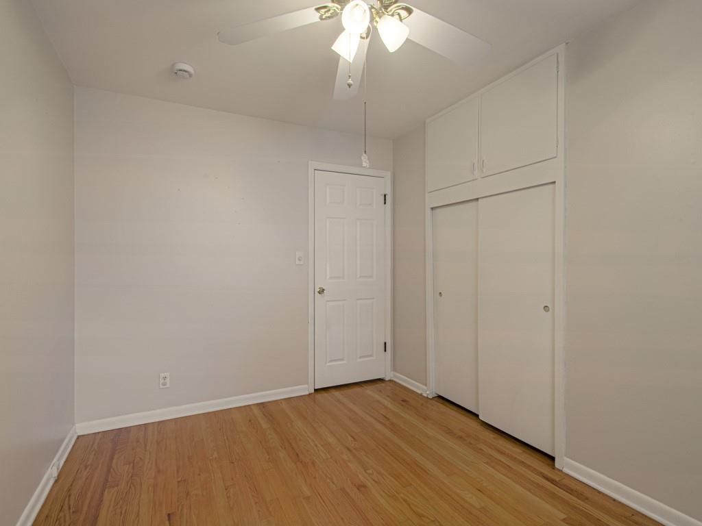 4609 NE 43rd Terrace — photo 15
