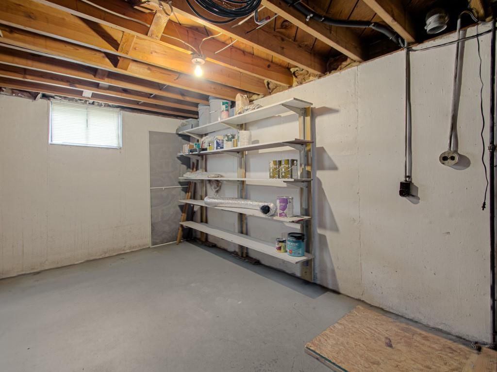 4609 NE 43rd Terrace — photo 21