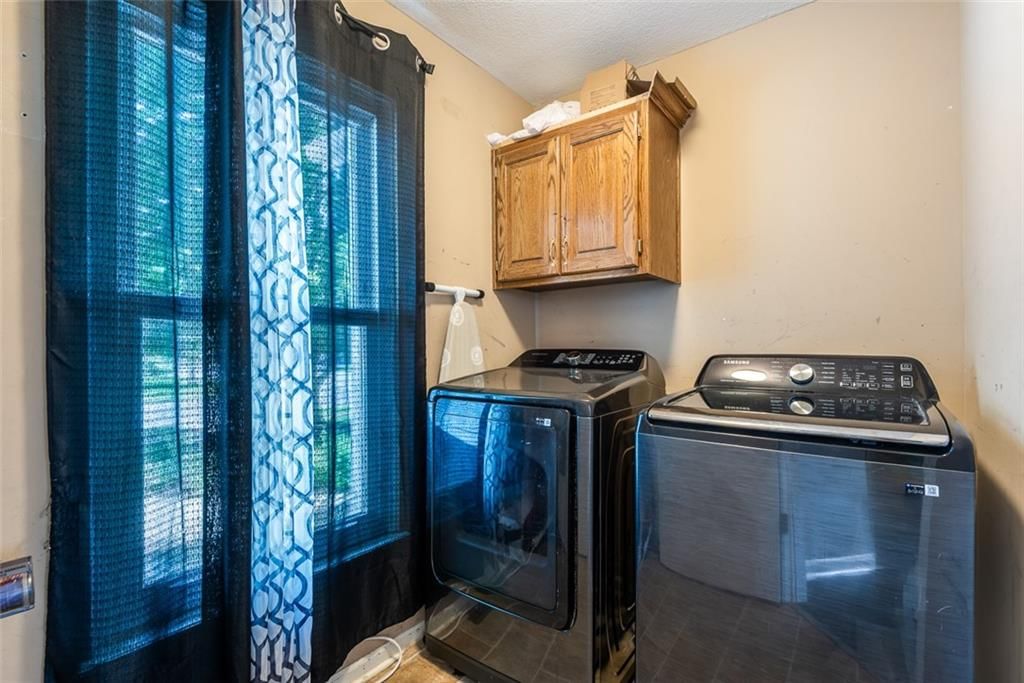 1061 Pumpkin Ridge Street — photo 18