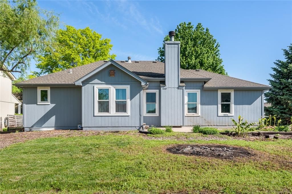1061 Pumpkin Ridge Street — photo 30