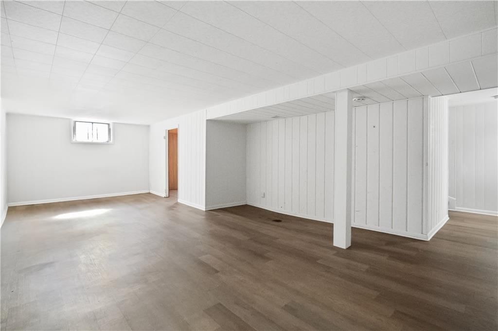 10104 Cambridge Avenue — photo 27