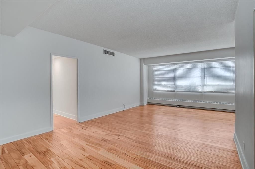 333 W Meyer  Unit 213 Boulevard — photo 5