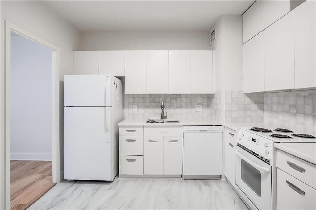 333 W Meyer  Unit 213 Boulevard — photo 12