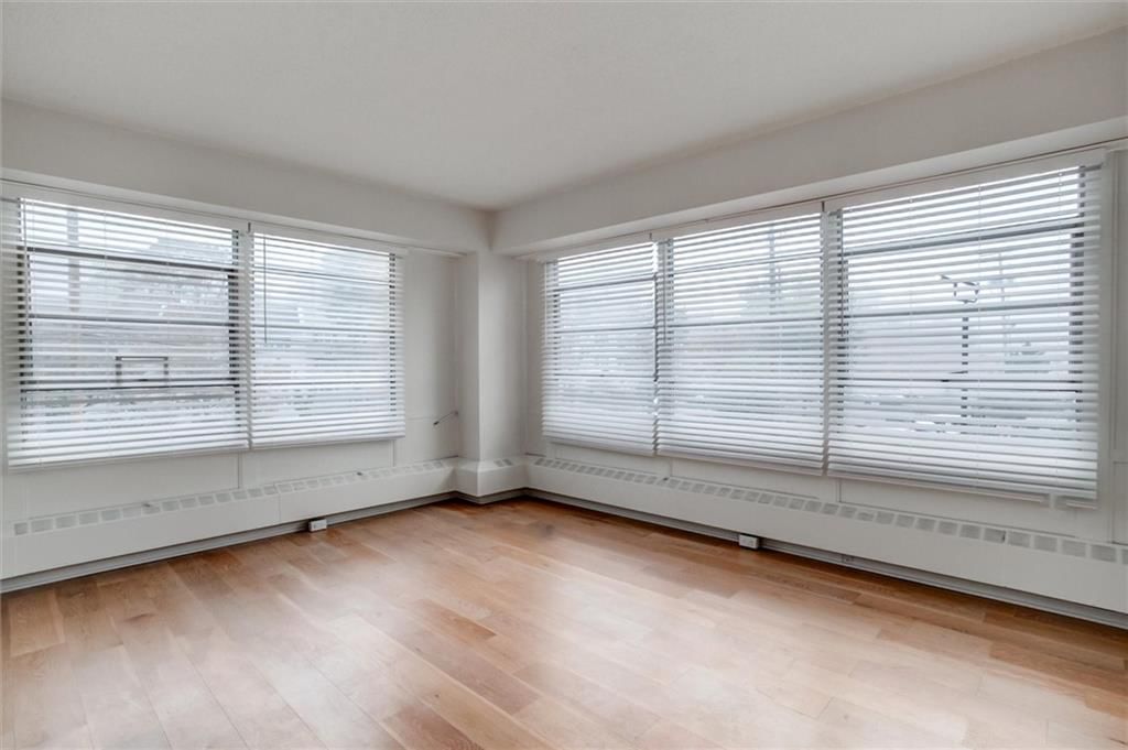 333 W Meyer  Unit 213 Boulevard — photo 14