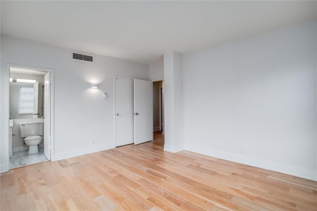 333 W Meyer  Unit 213 Boulevard — photo 15