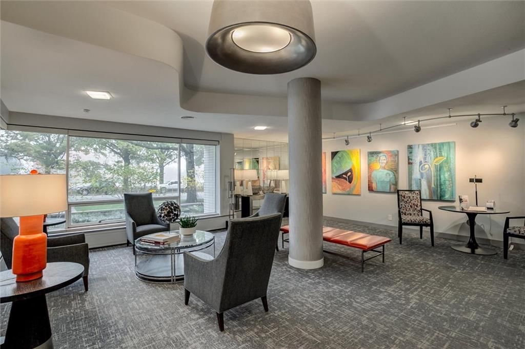 333 W Meyer  Unit 213 Boulevard — photo 24