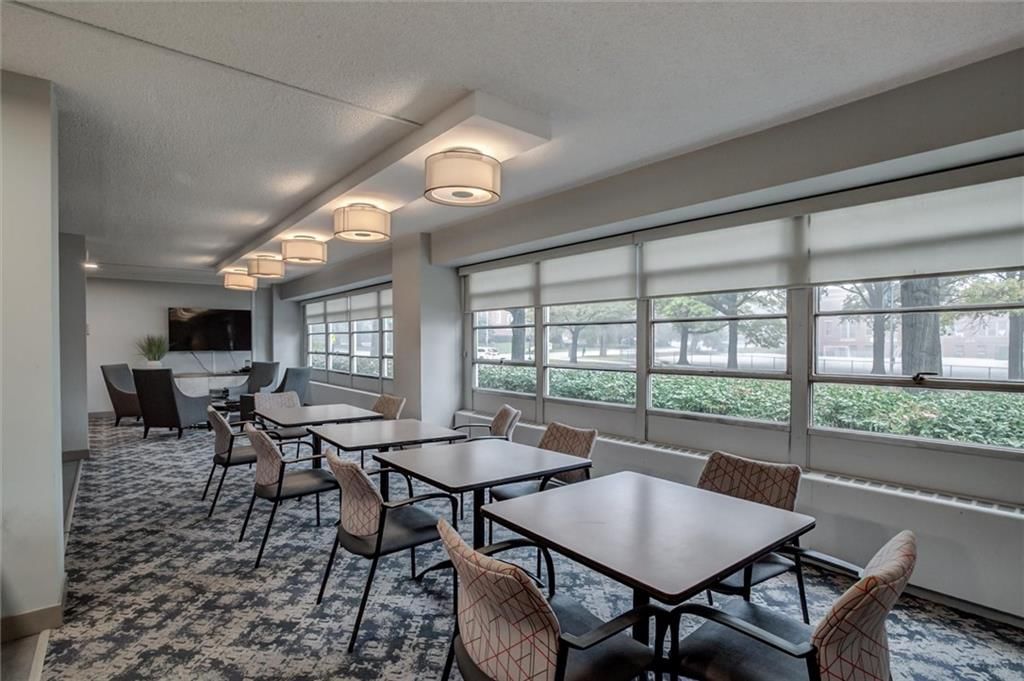333 W Meyer  Unit 213 Boulevard — photo 25
