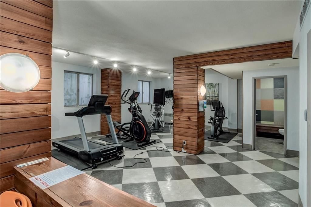 333 W Meyer  Unit 213 Boulevard — photo 27