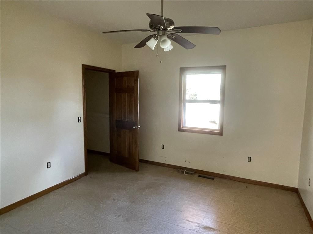 103 E Pleasant Street — photo 2