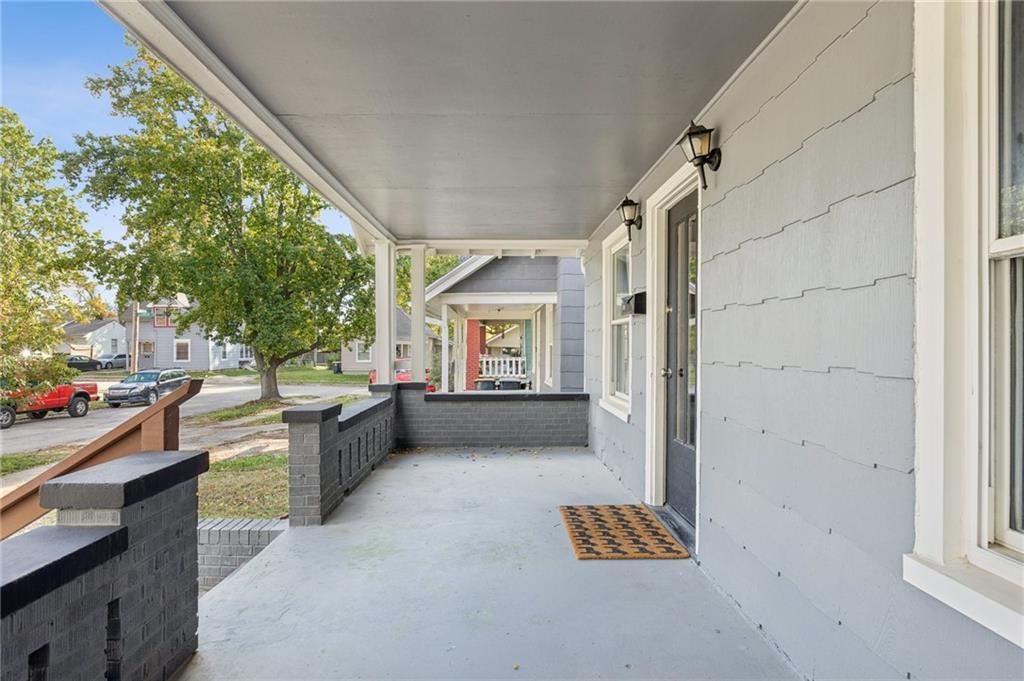 322 Barat Avenue — photo 3