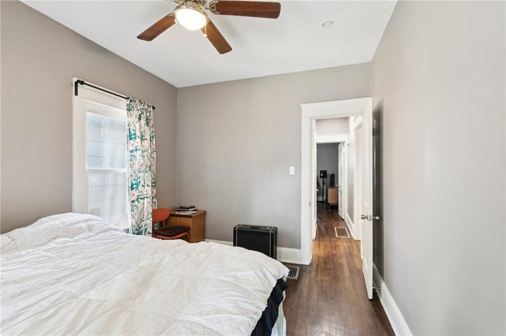 322 Barat Avenue — photo 15