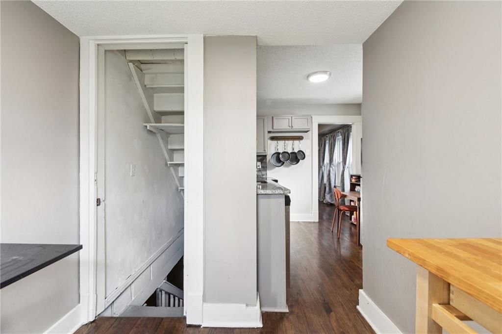 322 Barat Avenue — photo 23