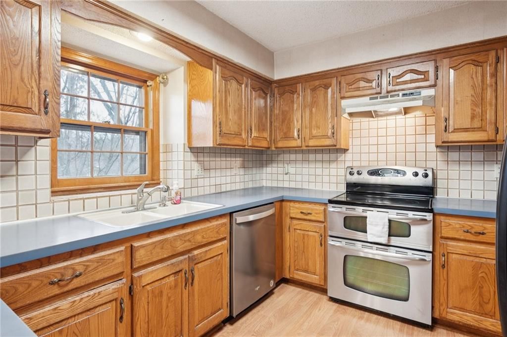 14828 W 83rd Place — photo 7