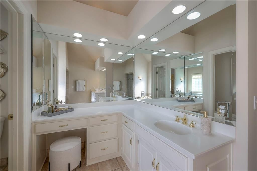 16911 Meadow Lane — photo 39