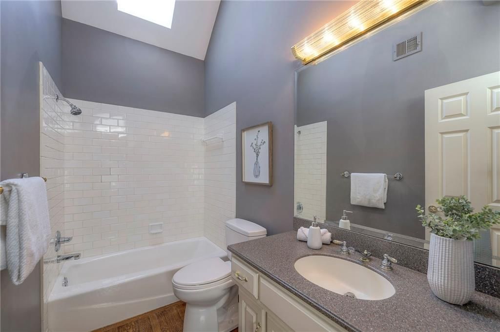 16911 Meadow Lane — photo 45