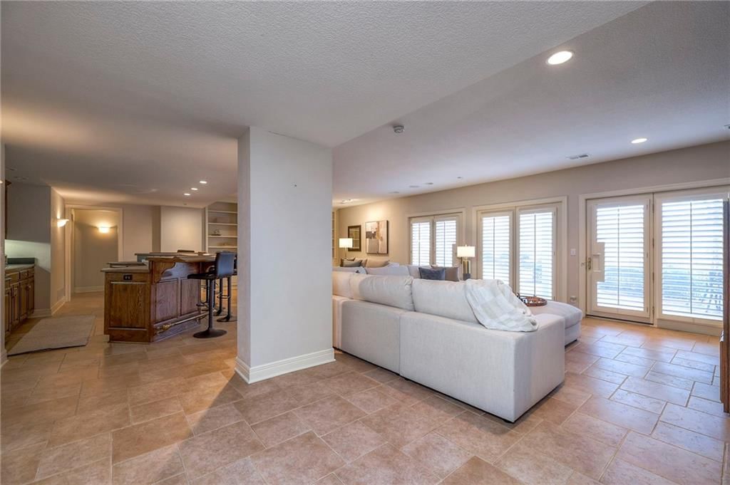 16911 Meadow Lane — photo 48