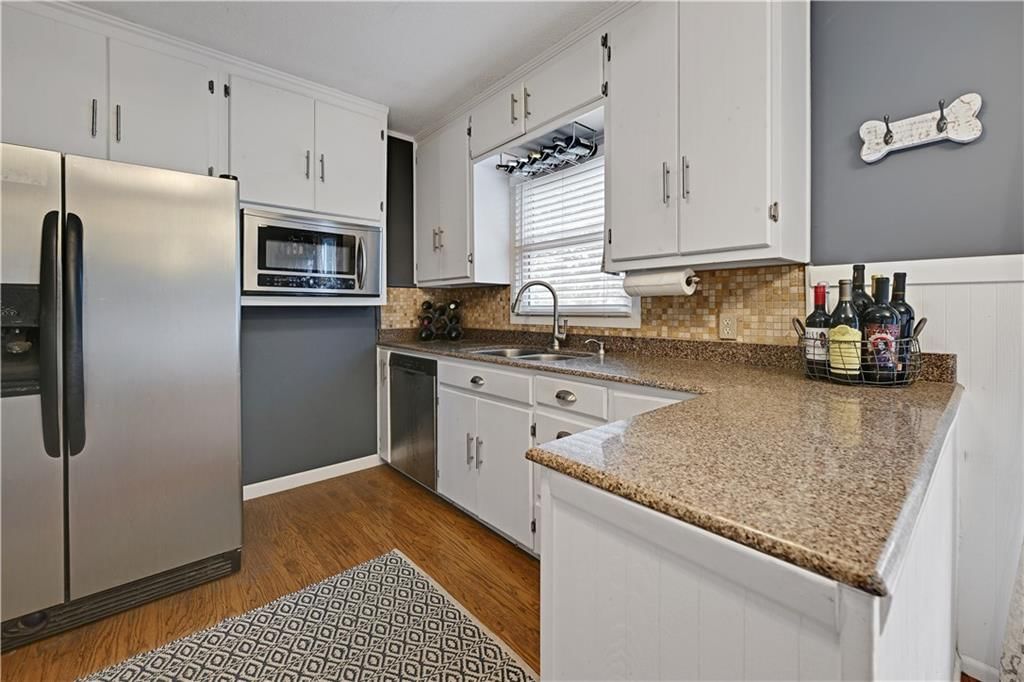 5709 W 70th Terrace — photo 17