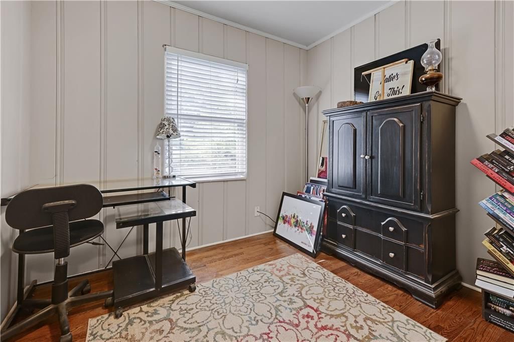 5709 W 70th Terrace — photo 30