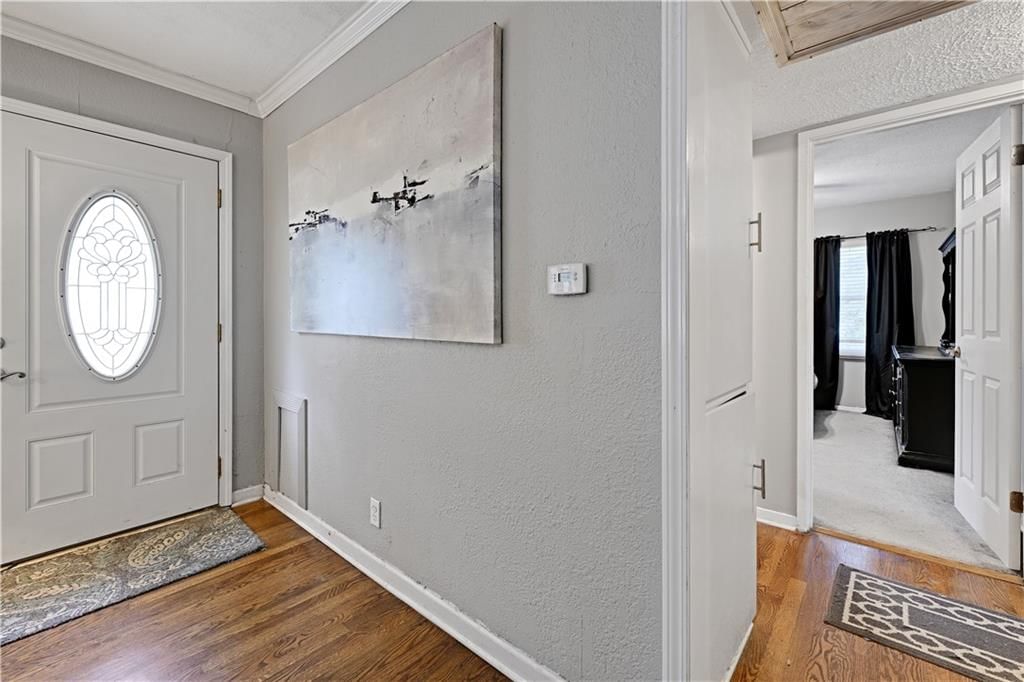 5709 W 70th Terrace — photo 32