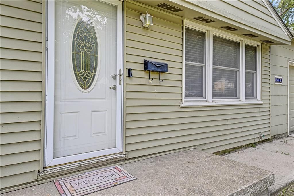 5709 W 70th Terrace — photo 33