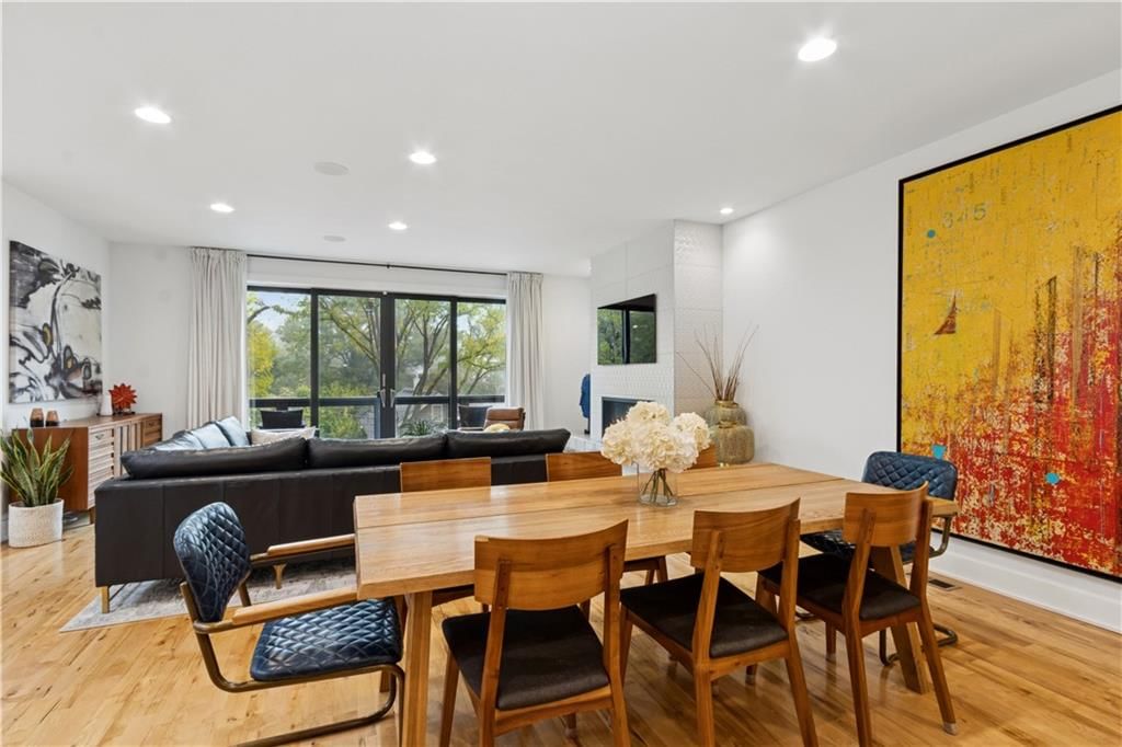 1913 W 48th Street — photo 6