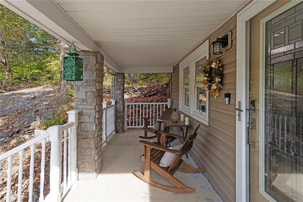 5825 Noland Road — photo 2