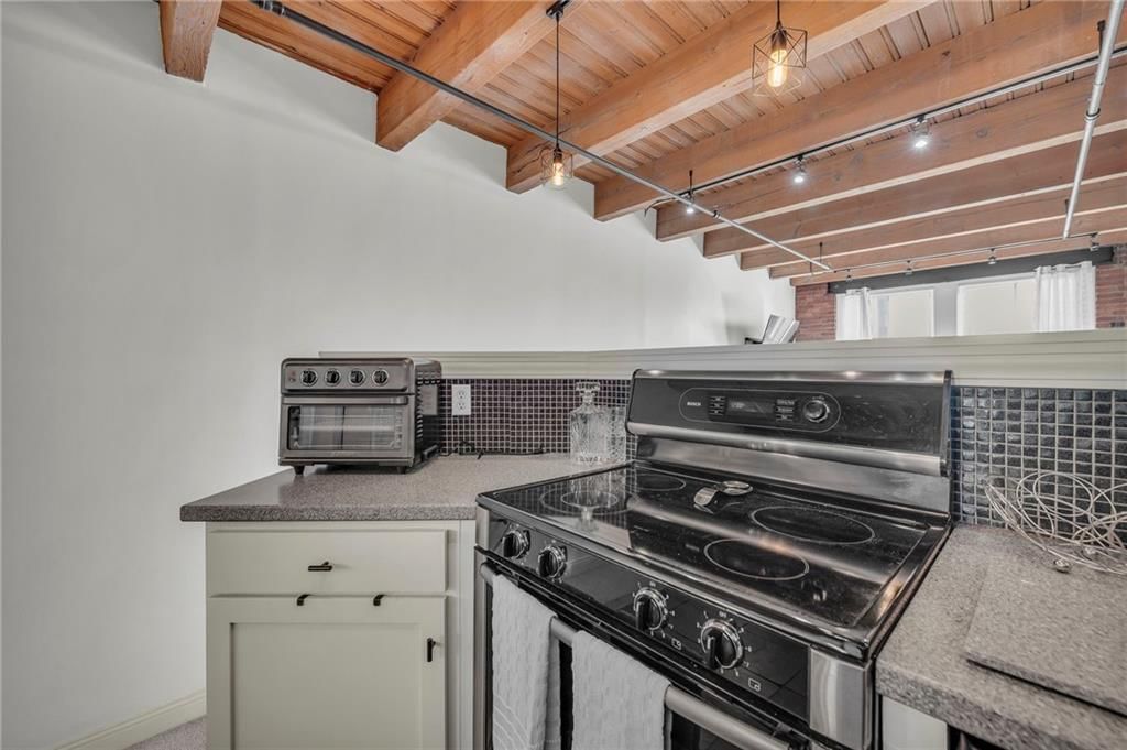 700 Broadway Boulevard — photo 13