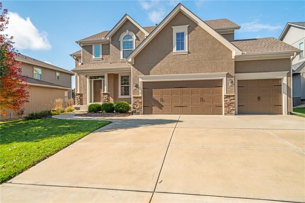 6046 REDBUD Street — photo 3