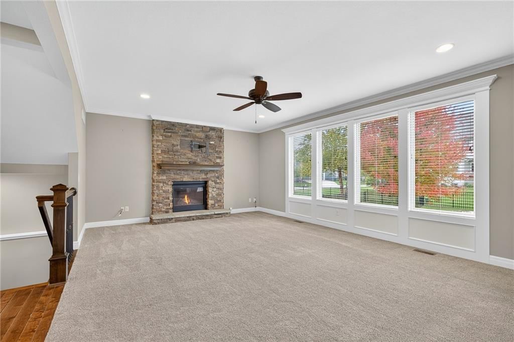 6046 REDBUD Street — photo 8