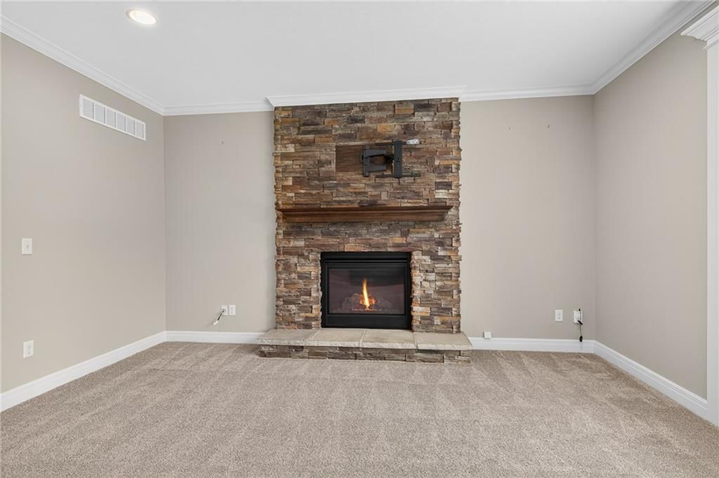 6046 REDBUD Street — photo 11