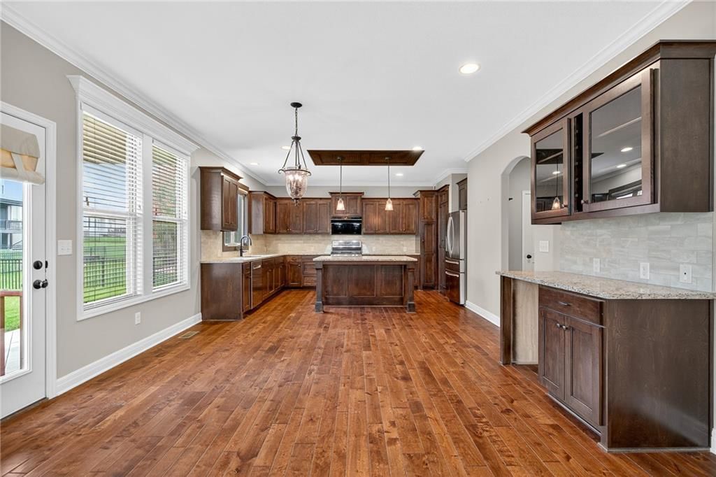 6046 REDBUD Street — photo 12