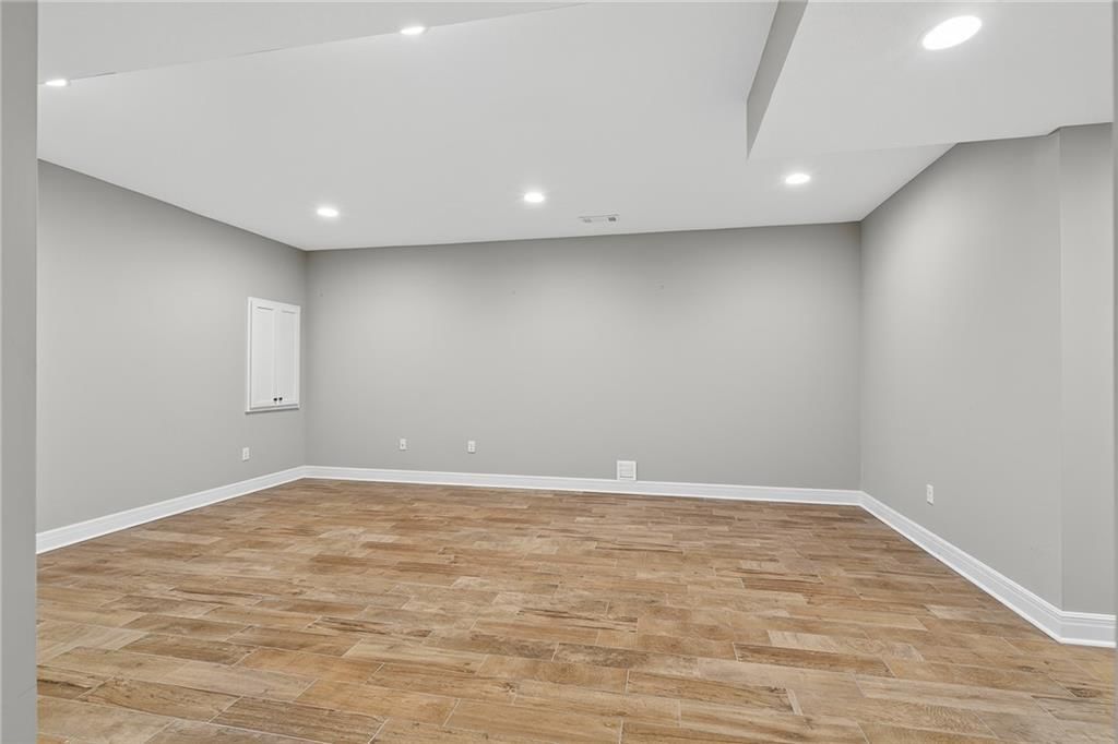 6046 REDBUD Street — photo 37