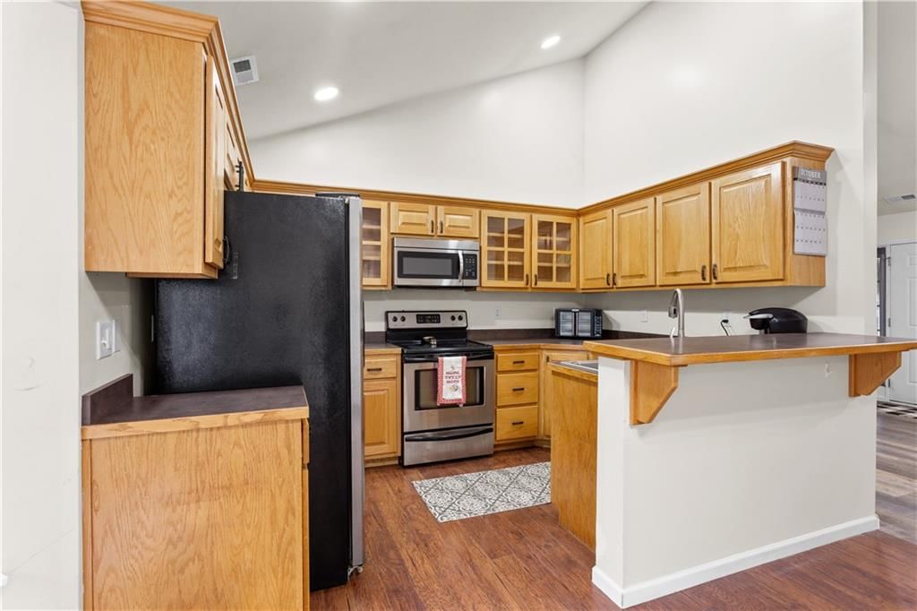 516 Lyon Street — photo 12