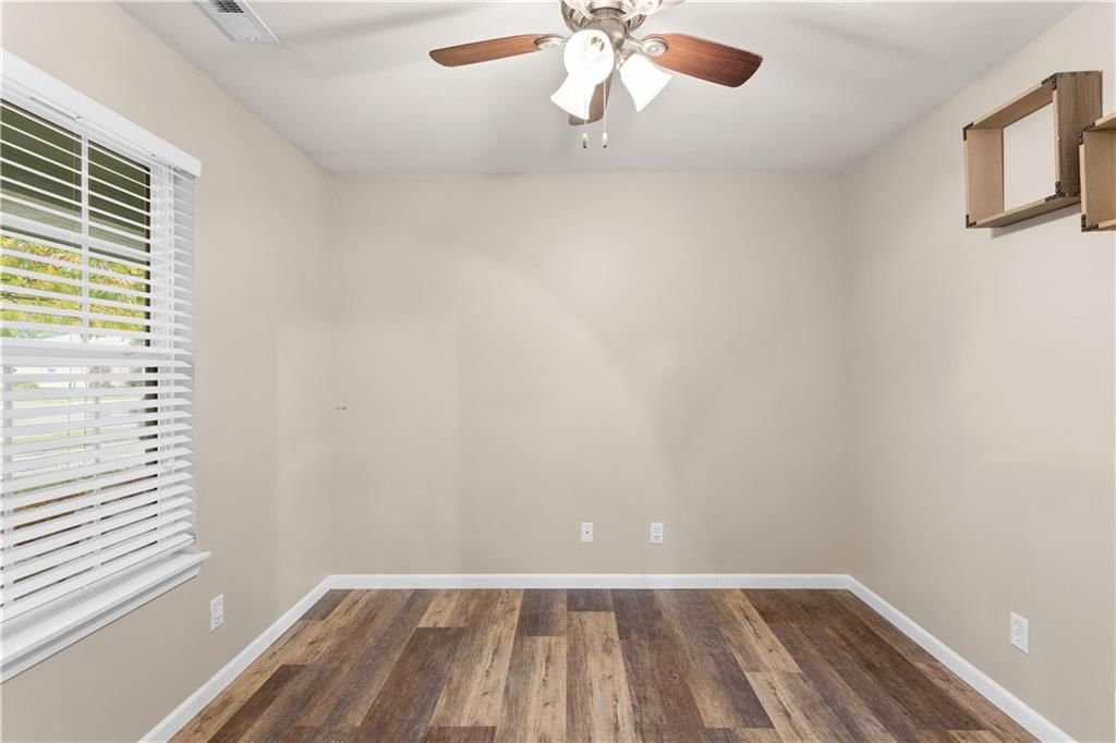 516 Lyon Street — photo 16