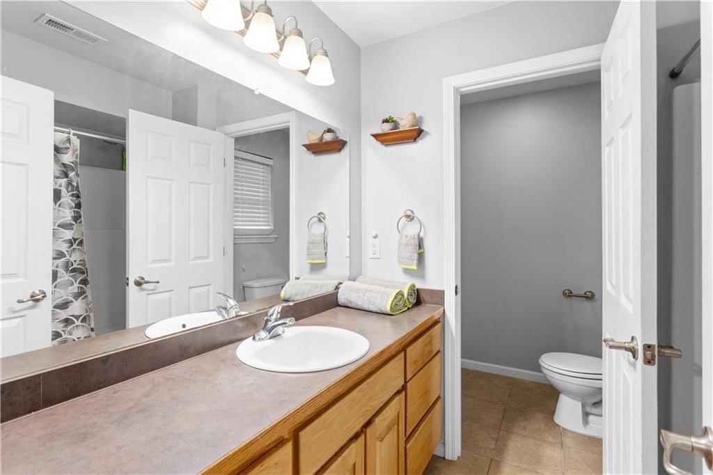 516 Lyon Street — photo 21