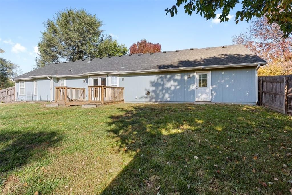 516 Lyon Street — photo 26