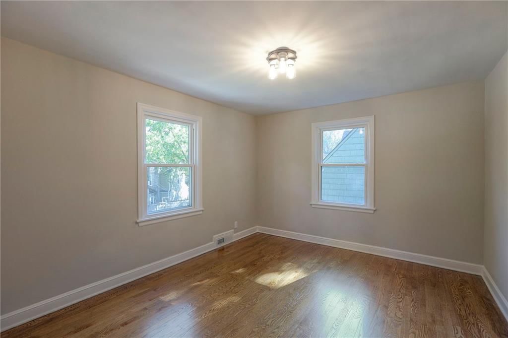 6709 Cherry Street — photo 23
