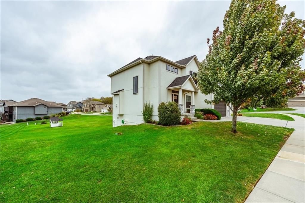 1208 BECKET Court — photo 48