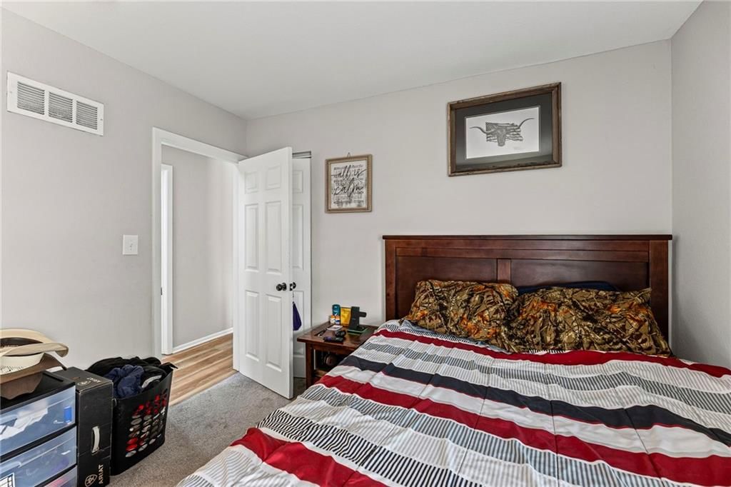 710 NE Westwind Drive — photo 20