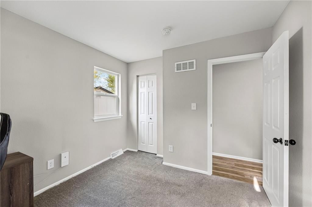 710 NE Westwind Drive — photo 22