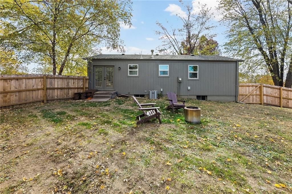 710 NE Westwind Drive — photo 31