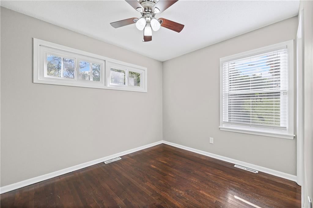 303 W Marcia Avenue — photo 11