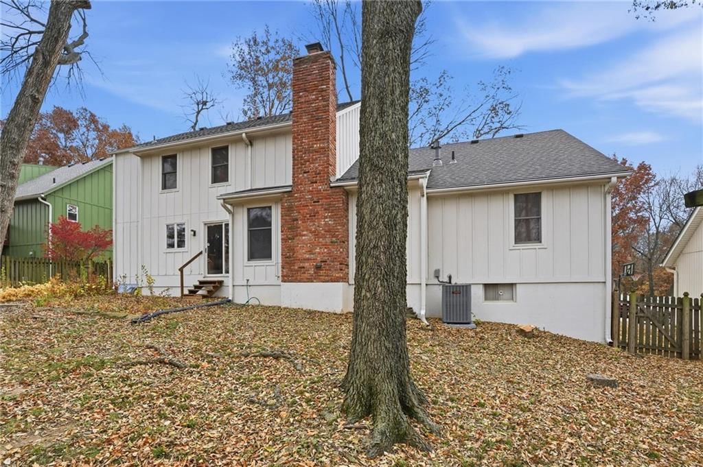 1113 NW Forest Drive — photo 8