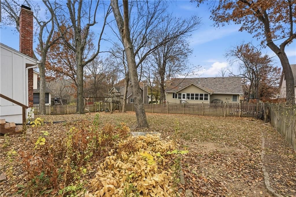 1113 NW Forest Drive — photo 10