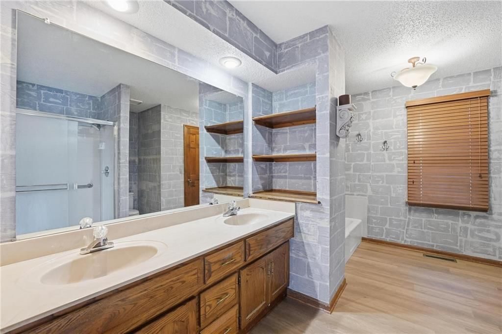1113 NW Forest Drive — photo 33